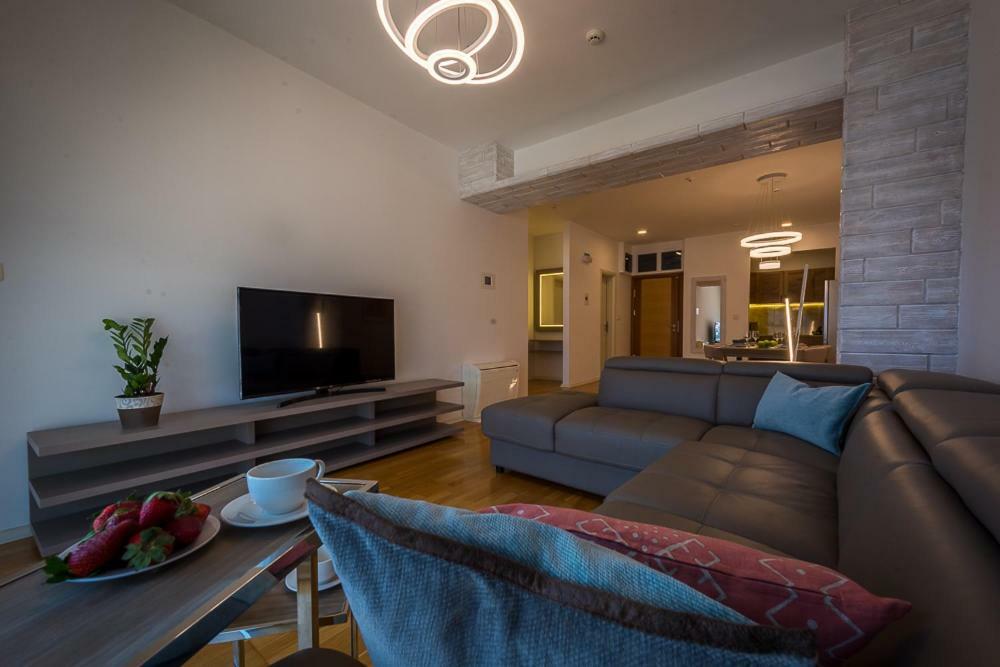 2Montenegro Harmonia Apartments Becici Екстериор снимка